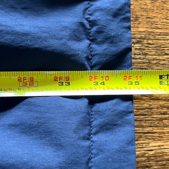 The North Face Women's Dark Blue Hooded Ski Jacket - Picture 8 of 11